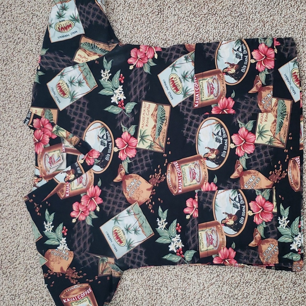 Small Unisex Hawaiian coffee theme scrub top